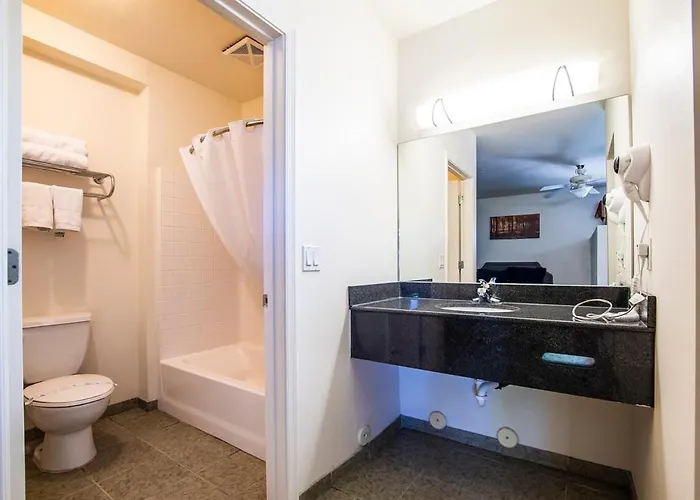 Vistas 216- Renovated Long Term Discounts *